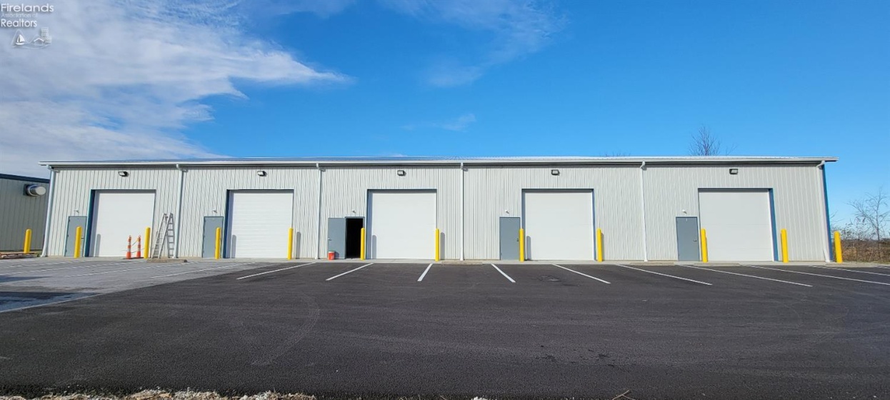 3513 Bay Drive, Sandusky, 44870, ,Commercial For Lease,For Lease,Bay,20261580