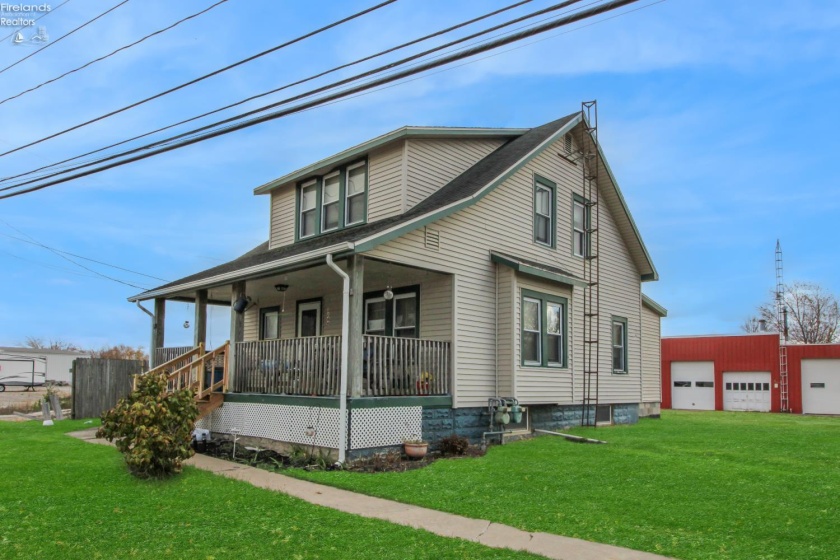 1344 Lakeshore Drive, Port Clinton, 43452, ,Multiple Units,For Sale,Lakeshore,20261577