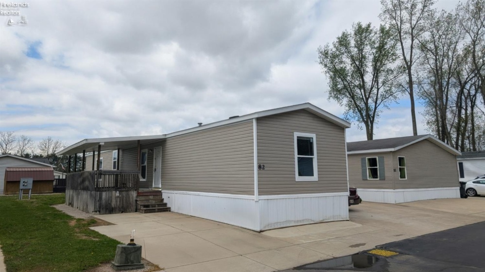 220 Maple Lane, Green Springs, 44836, 2 Bedrooms Bedrooms, ,2 BathroomsBathrooms,Residential,For Sale,Maple,20261573