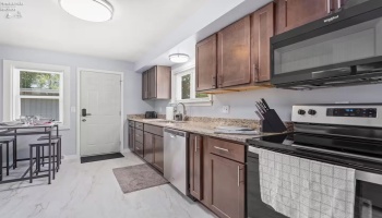 1922 First St., Sandusky, 44870, 2 Bedrooms Bedrooms, ,1 BathroomBathrooms,Residential,For Sale,First St.,20261512