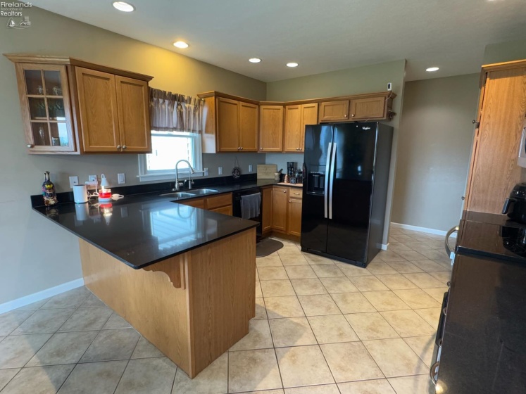 15 Foxrun Drive, Fremont, 43420, 3 Bedrooms Bedrooms, ,3 BathroomsBathrooms,Residential,For Sale,Foxrun,20261500