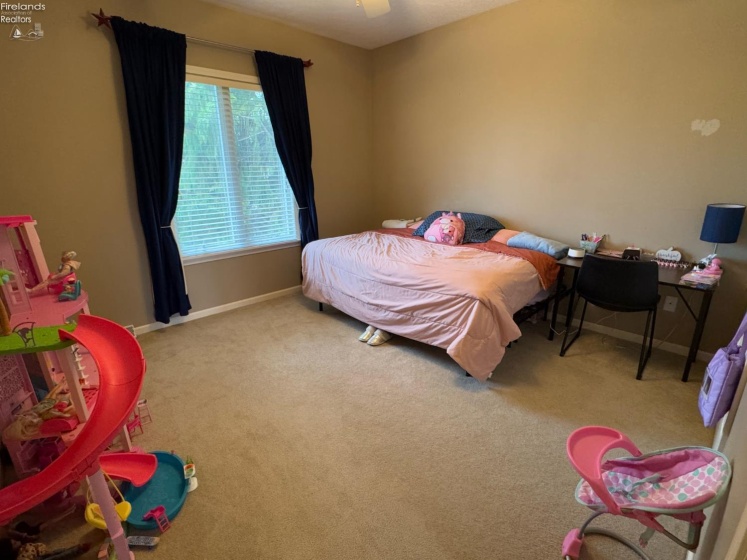 15 Foxrun Drive, Fremont, 43420, 3 Bedrooms Bedrooms, ,3 BathroomsBathrooms,Residential,For Sale,Foxrun,20261500
