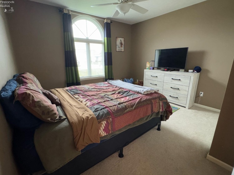 15 Foxrun Drive, Fremont, 43420, 3 Bedrooms Bedrooms, ,3 BathroomsBathrooms,Residential,For Sale,Foxrun,20261500