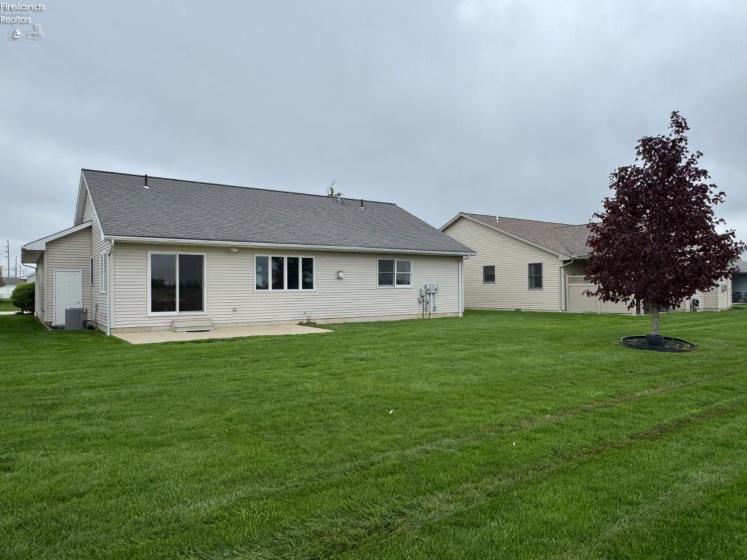 15 Foxrun Drive, Fremont, 43420, 3 Bedrooms Bedrooms, ,3 BathroomsBathrooms,Residential,For Sale,Foxrun,20261500