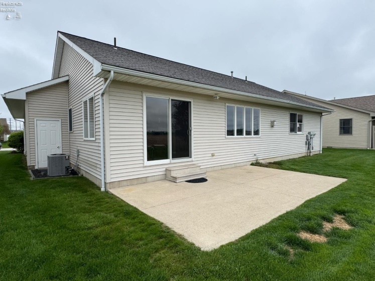 15 Foxrun Drive, Fremont, 43420, 3 Bedrooms Bedrooms, ,3 BathroomsBathrooms,Residential,For Sale,Foxrun,20261500