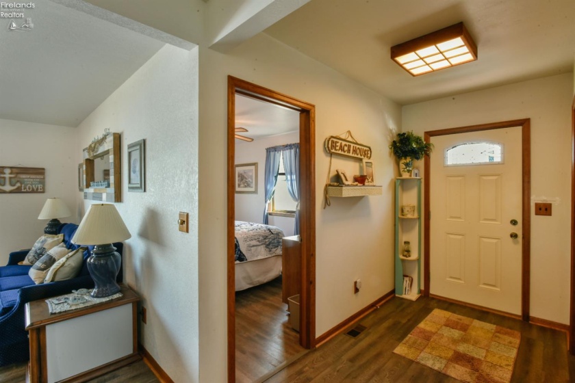 9881 Locust Point Road, Oak Harbor, 43449, 2 Bedrooms Bedrooms, ,3 BathroomsBathrooms,Residential,For Sale,Locust Point,20261581