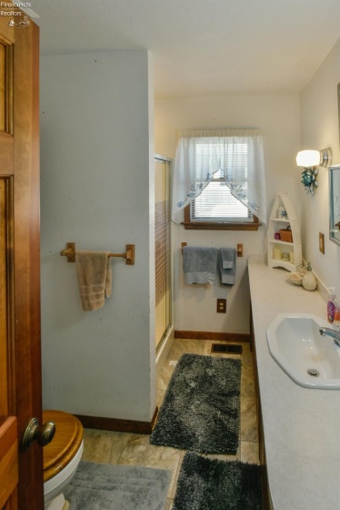 9881 Locust Point Road, Oak Harbor, 43449, 2 Bedrooms Bedrooms, ,3 BathroomsBathrooms,Residential,For Sale,Locust Point,20261581