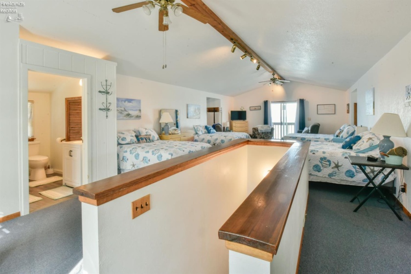 9881 Locust Point Road, Oak Harbor, 43449, 2 Bedrooms Bedrooms, ,3 BathroomsBathrooms,Residential,For Sale,Locust Point,20261581