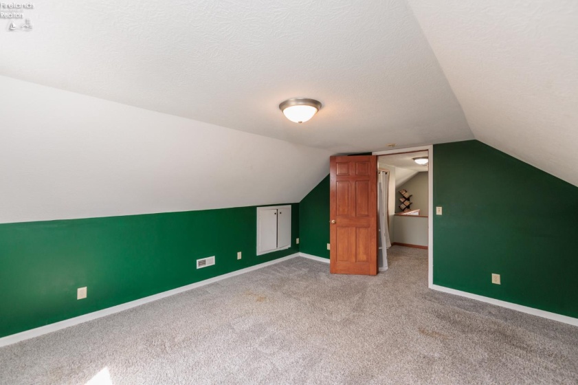 29 Cortland Street, Norwalk, 44857, 2 Bedrooms Bedrooms, ,1 BathroomBathrooms,Residential,For Sale,Cortland,20261528