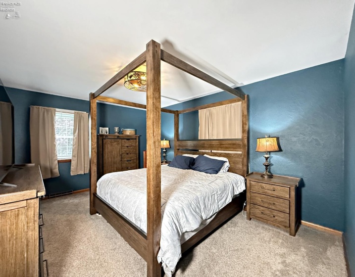 100 Hillcrest Drive, Tiffin, 44883, 3 Bedrooms Bedrooms, ,2 BathroomsBathrooms,Residential,For Sale,Hillcrest,20261521
