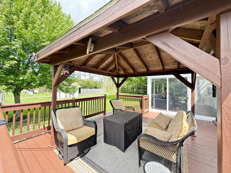100 Hillcrest Drive, Tiffin, 44883, 3 Bedrooms Bedrooms, ,2 BathroomsBathrooms,Residential,For Sale,Hillcrest,20261521