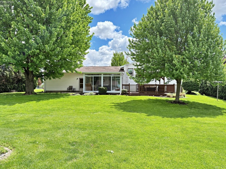 100 Hillcrest Drive, Tiffin, 44883, 3 Bedrooms Bedrooms, ,2 BathroomsBathrooms,Residential,For Sale,Hillcrest,20261521