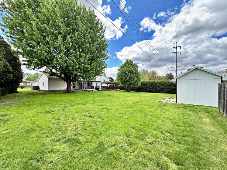 100 Hillcrest Drive, Tiffin, 44883, 3 Bedrooms Bedrooms, ,2 BathroomsBathrooms,Residential,For Sale,Hillcrest,20261521