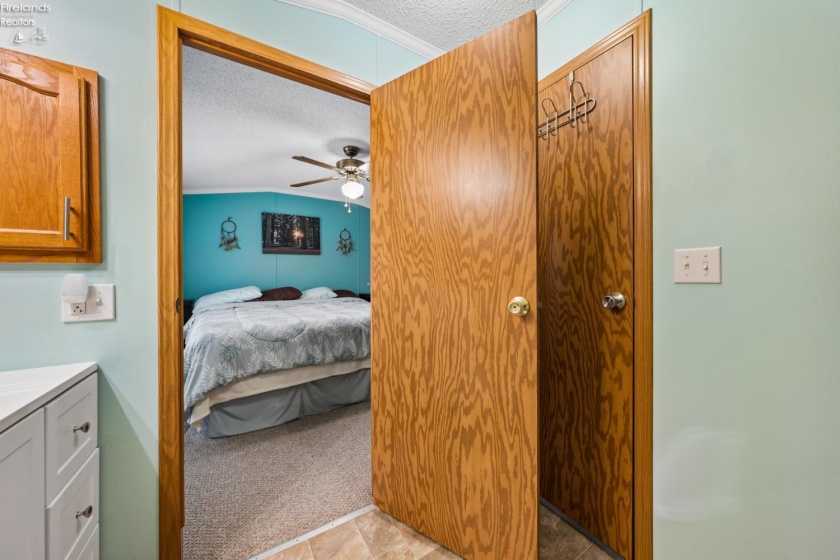 51 Rathbun, Marblehead, 43440, 4 Bedrooms Bedrooms, ,2 BathroomsBathrooms,Residential,For Sale,Rathbun,20261588