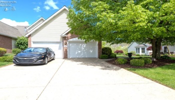 1511 Timber Lake Lane, Sandusky, 44870, 2 Bedrooms Bedrooms, ,3 BathroomsBathrooms,Residential,For Sale,Timber Lake,20261575