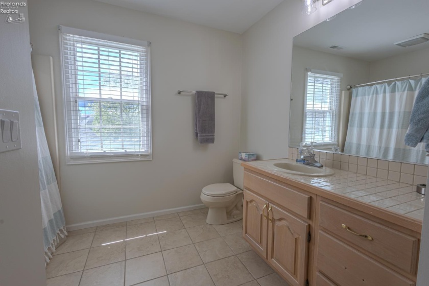 1511 Timber Lake Lane, Sandusky, 44870, 2 Bedrooms Bedrooms, ,3 BathroomsBathrooms,Residential,For Sale,Timber Lake,20261575