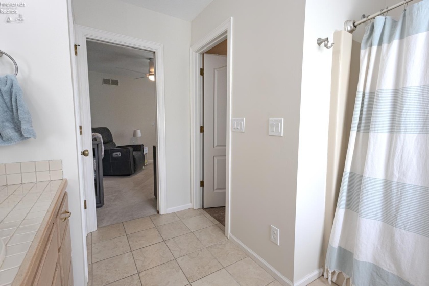 1511 Timber Lake Lane, Sandusky, 44870, 2 Bedrooms Bedrooms, ,3 BathroomsBathrooms,Residential,For Sale,Timber Lake,20261575