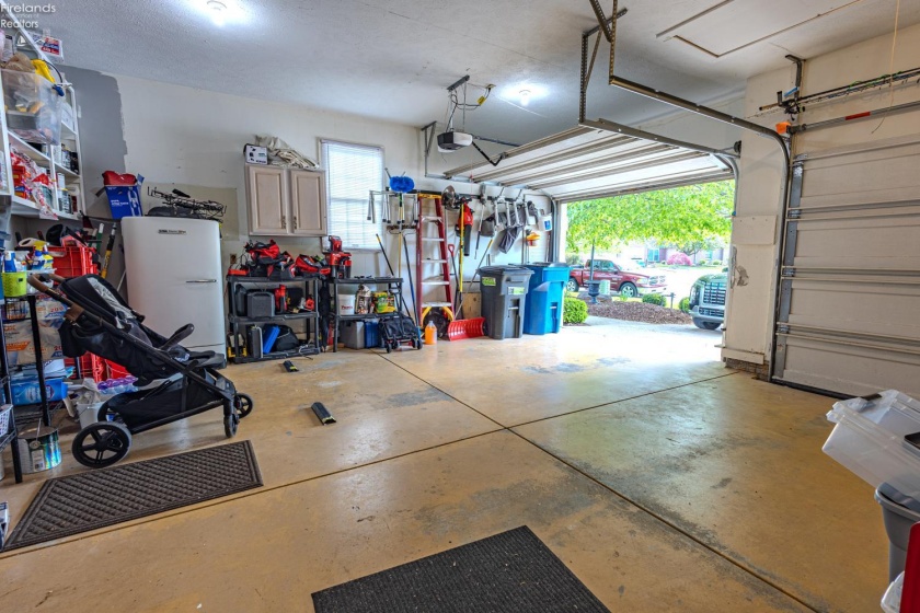 1511 Timber Lake Lane, Sandusky, 44870, 2 Bedrooms Bedrooms, ,3 BathroomsBathrooms,Residential,For Sale,Timber Lake,20261575