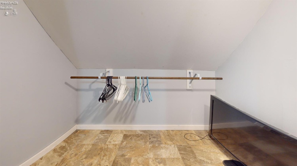 1322 Moore Street, Fremont, 43420, 2 Bedrooms Bedrooms, ,2 BathroomsBathrooms,Residential,For Sale,Moore,20261583