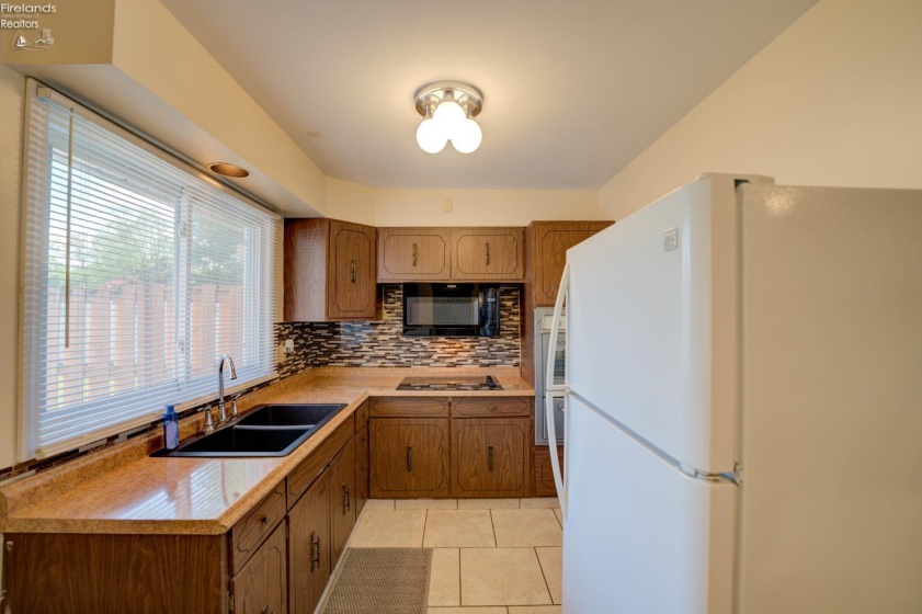 3805 N Hogan, Lorain, 44053, 3 Bedrooms Bedrooms, ,1 BathroomBathrooms,Residential,For Sale,N Hogan,20261415