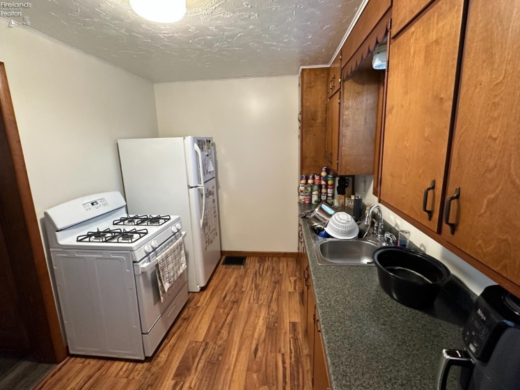 537 Dale Avenue, Willard, 44890, ,Multiple Units,For Sale,Dale,20261572