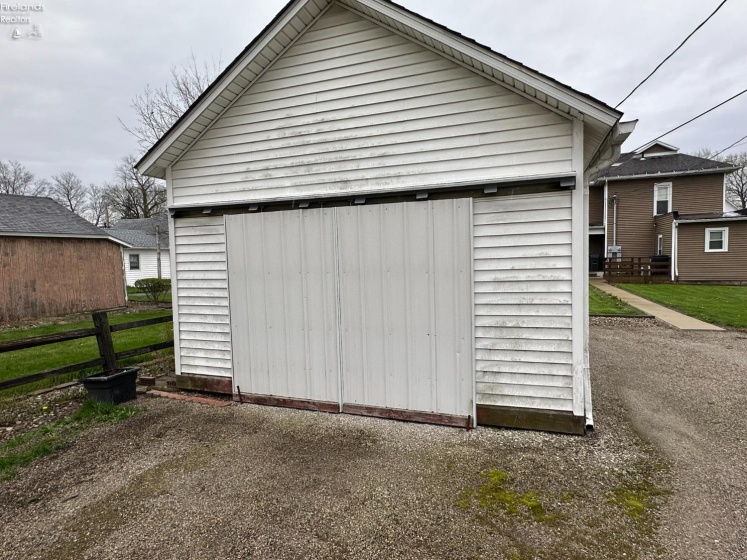 410 Emerald Street, Willard, 44890, ,Multiple Units,For Sale,Emerald,20261556