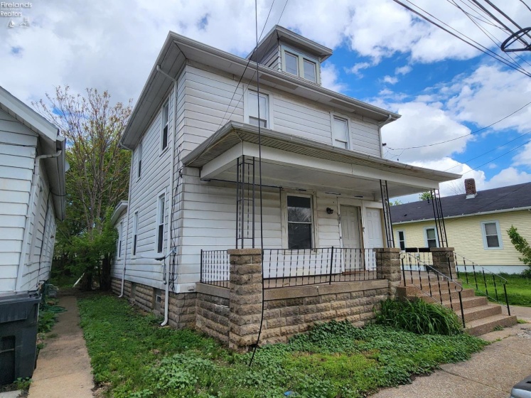 219 Center Street, Sandusky, 44870, ,Multiple Units,For Sale,Center,20261562
