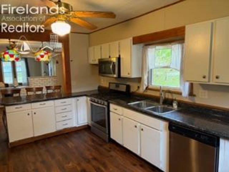 491 E Perry St., Tiffin, 44883, 3 Bedrooms Bedrooms, ,1 BathroomBathrooms,Residential,For Sale,E Perry St.,20261427