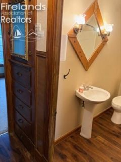 491 E Perry St., Tiffin, 44883, 3 Bedrooms Bedrooms, ,1 BathroomBathrooms,Residential,For Sale,E Perry St.,20261427