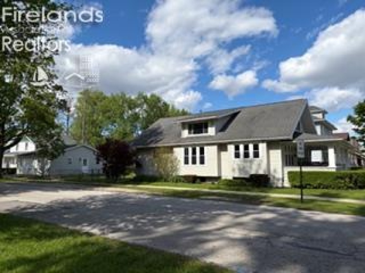 491 E Perry St., Tiffin, 44883, 3 Bedrooms Bedrooms, ,1 BathroomBathrooms,Residential,For Sale,E Perry St.,20261427