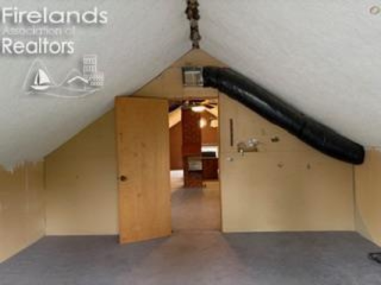 491 E Perry St., Tiffin, 44883, 3 Bedrooms Bedrooms, ,1 BathroomBathrooms,Residential,For Sale,E Perry St.,20261427
