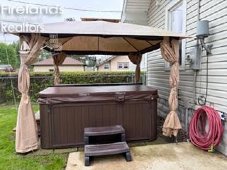 491 E Perry St., Tiffin, 44883, 3 Bedrooms Bedrooms, ,1 BathroomBathrooms,Residential,For Sale,E Perry St.,20261427