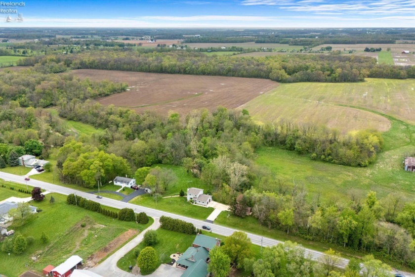 3535 State Route 18, Tiffin, 44883, 3 Bedrooms Bedrooms, ,2 BathroomsBathrooms,Residential,For Sale,State Route 18,20261594