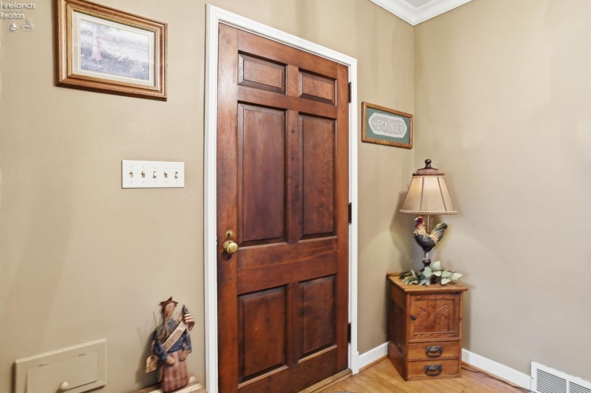 400 Coe Street, Tiffin, 44883, 4 Bedrooms Bedrooms, ,3 BathroomsBathrooms,Residential,For Sale,Coe,20261596