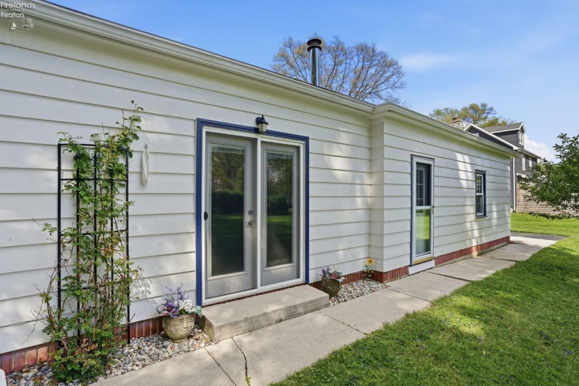 400 Coe Street, Tiffin, 44883, 4 Bedrooms Bedrooms, ,3 BathroomsBathrooms,Residential,For Sale,Coe,20261596