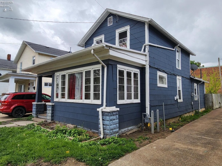 817 Fulton Street, Sandusky, 44870, 4 Bedrooms Bedrooms, ,2 BathroomsBathrooms,Residential,For Sale,Fulton,20261565