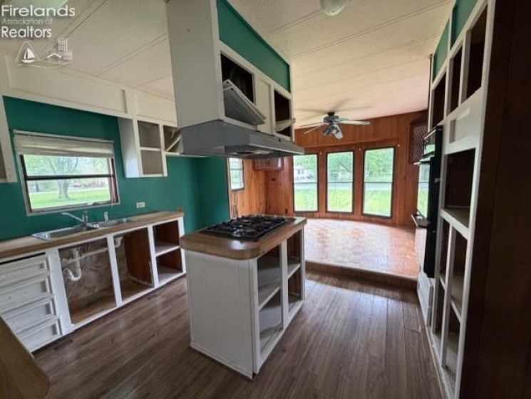 820 Sunny Acres, Fremont, 43420, 2 Bedrooms Bedrooms, ,1 BathroomBathrooms,Residential,For Sale,Sunny Acres,20261570