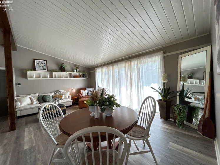 5573 Martin Avenue, Vermilion, 44089, 3 Bedrooms Bedrooms, ,2 BathroomsBathrooms,Residential,For Sale,Martin,20261599