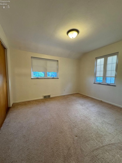 2843 Castleton, Toledo, 43613, 2 Bedrooms Bedrooms, ,1 BathroomBathrooms,Residential,For Sale,Castleton,20261601