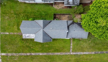 202 Louise Avenue, Bellevue, 44811, 2 Bedrooms Bedrooms, ,1 BathroomBathrooms,Residential,For Sale,Louise,20261249