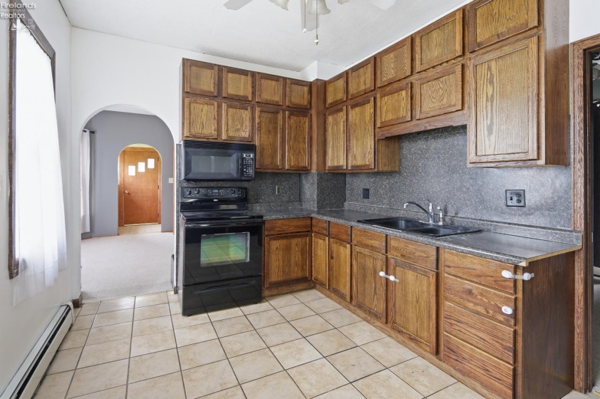202 Louise Avenue, Bellevue, 44811, 2 Bedrooms Bedrooms, ,1 BathroomBathrooms,Residential,For Sale,Louise,20261249
