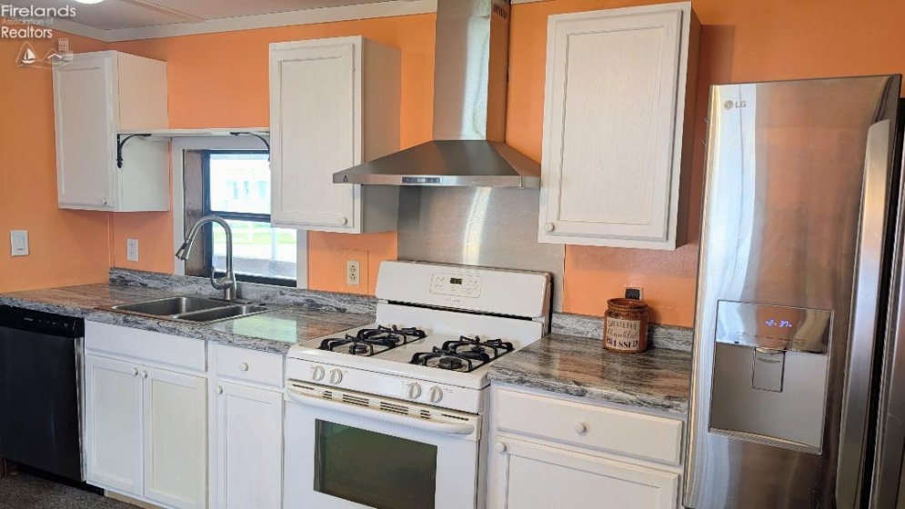 8 5th Street, Norwalk, 44857, 3 Bedrooms Bedrooms, ,1 BathroomBathrooms,Residential,For Sale,5th,20261576
