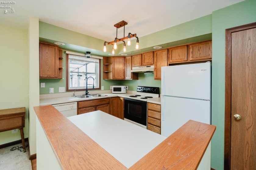 2873 County Road 198, Fremont, 43420, 3 Bedrooms Bedrooms, ,3 BathroomsBathrooms,Residential,For Sale,County Road 198,20261504