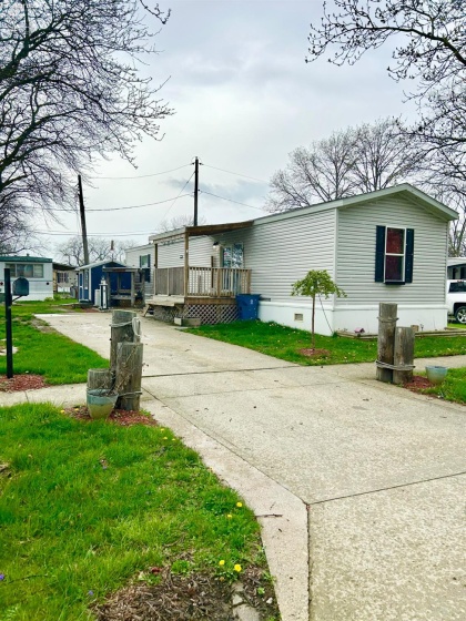 203 Midvale Avenue, Clyde, 43410, ,2 BathroomsBathrooms,Residential,For Sale,Midvale,20261571