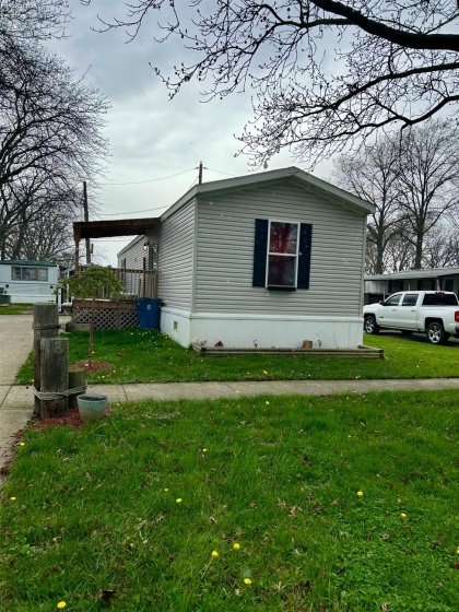 203 Midvale Avenue, Clyde, 43410, ,2 BathroomsBathrooms,Residential,For Sale,Midvale,20261571