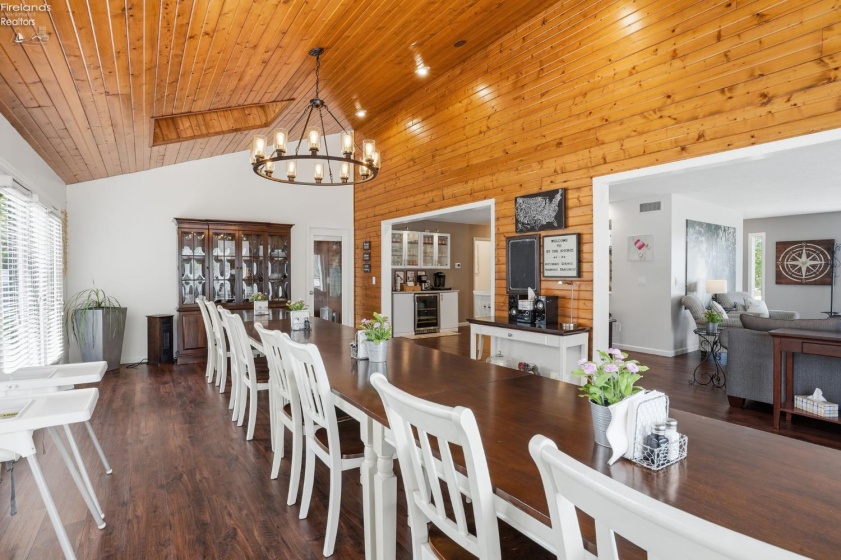 1135 By The Shores Drive, Huron, 44839, 5 Bedrooms Bedrooms, ,3 BathroomsBathrooms,Residential,For Sale,By The Shores,20261585