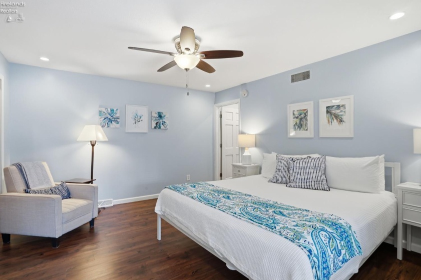 1135 By The Shores Drive, Huron, 44839, 5 Bedrooms Bedrooms, ,3 BathroomsBathrooms,Residential,For Sale,By The Shores,20261585