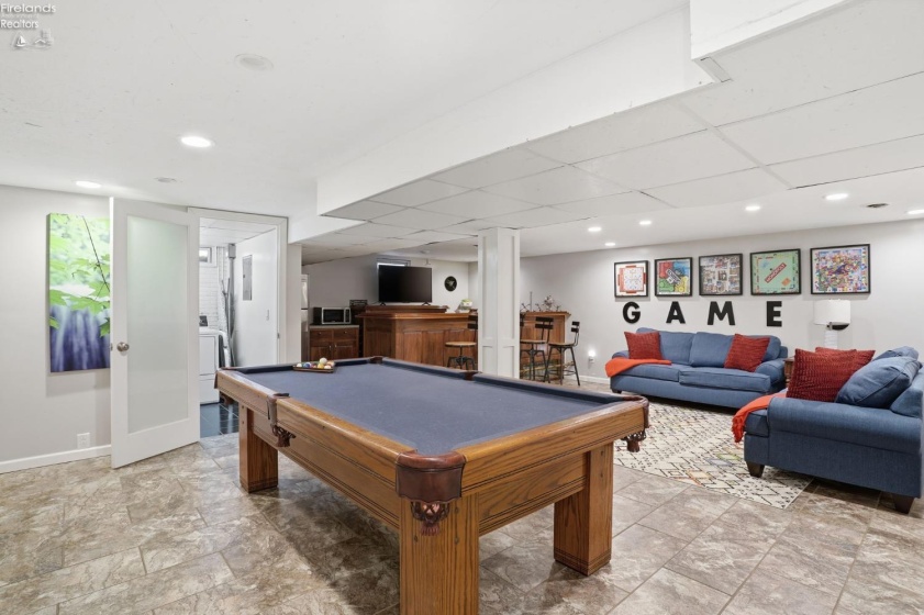 1135 By The Shores Drive, Huron, 44839, 5 Bedrooms Bedrooms, ,3 BathroomsBathrooms,Residential,For Sale,By The Shores,20261585
