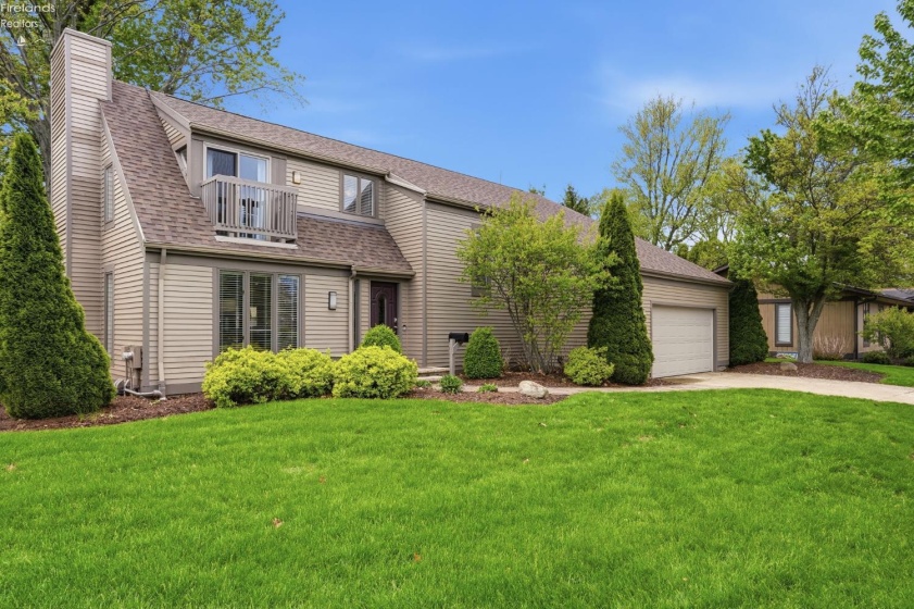 1135 By The Shores Drive, Huron, 44839, 5 Bedrooms Bedrooms, ,3 BathroomsBathrooms,Residential,For Sale,By The Shores,20261585