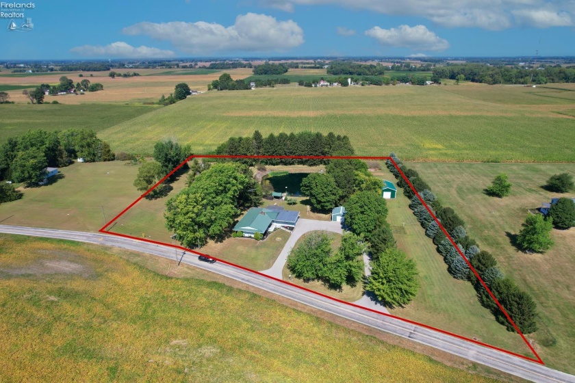 5762 County Road 191, Bellevue, 44811, 3 Bedrooms Bedrooms, ,1 BathroomBathrooms,Residential,For Sale,County Road 191,20261607